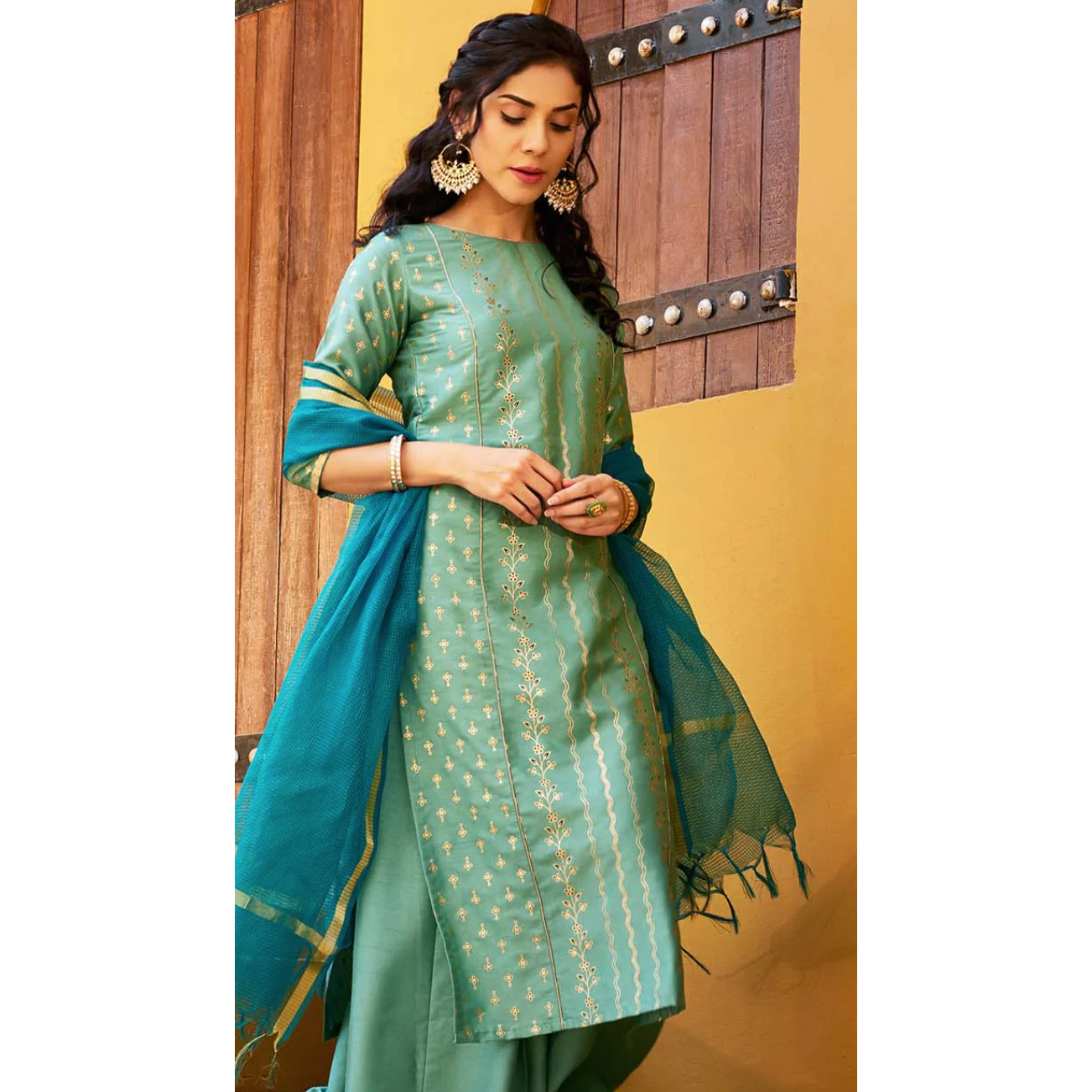 This wedding season, go comfort chic with cotton kurtas and kurta sets that  you can dress up for a mehndi function. . . . . #gatim #fashion… | Instagram